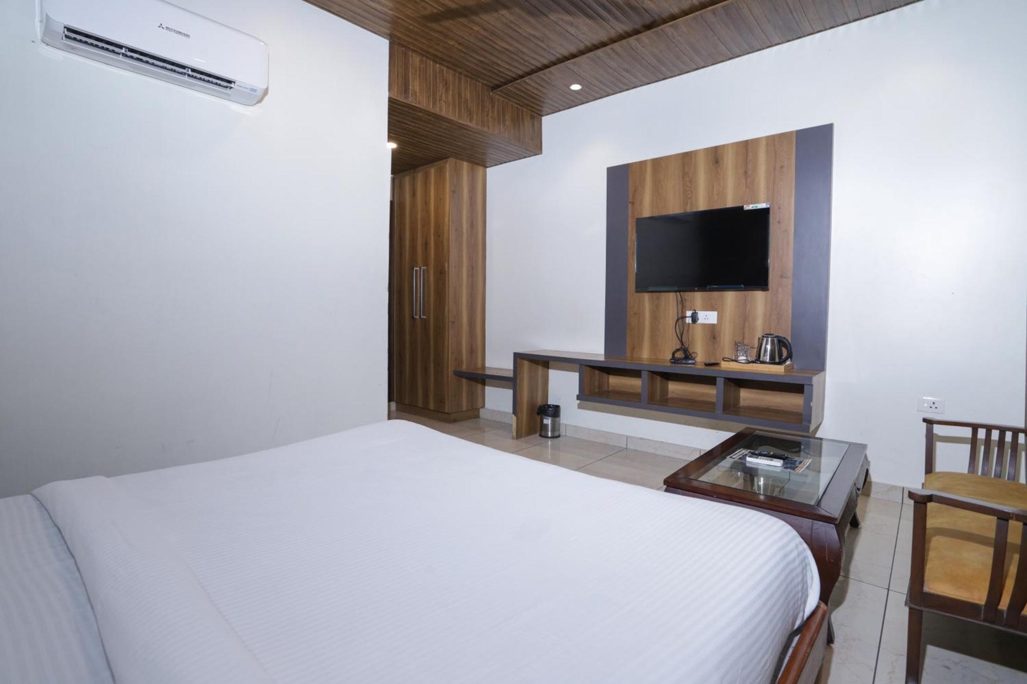 Hotel Razia Inn Hisār Exteriér fotografie