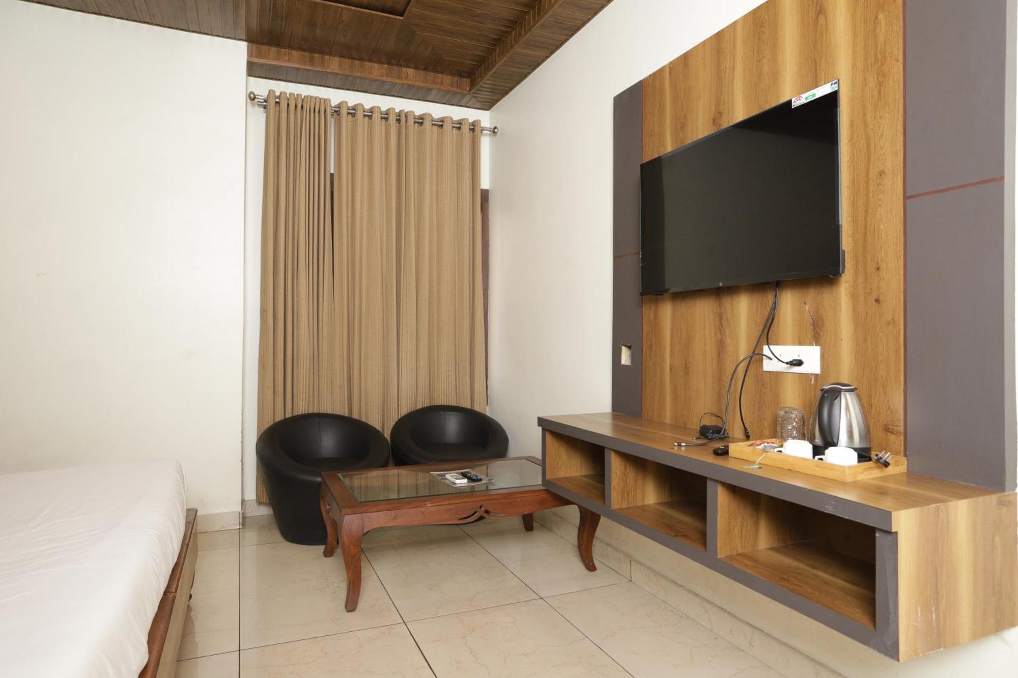 Hotel Razia Inn Hisār Exteriér fotografie