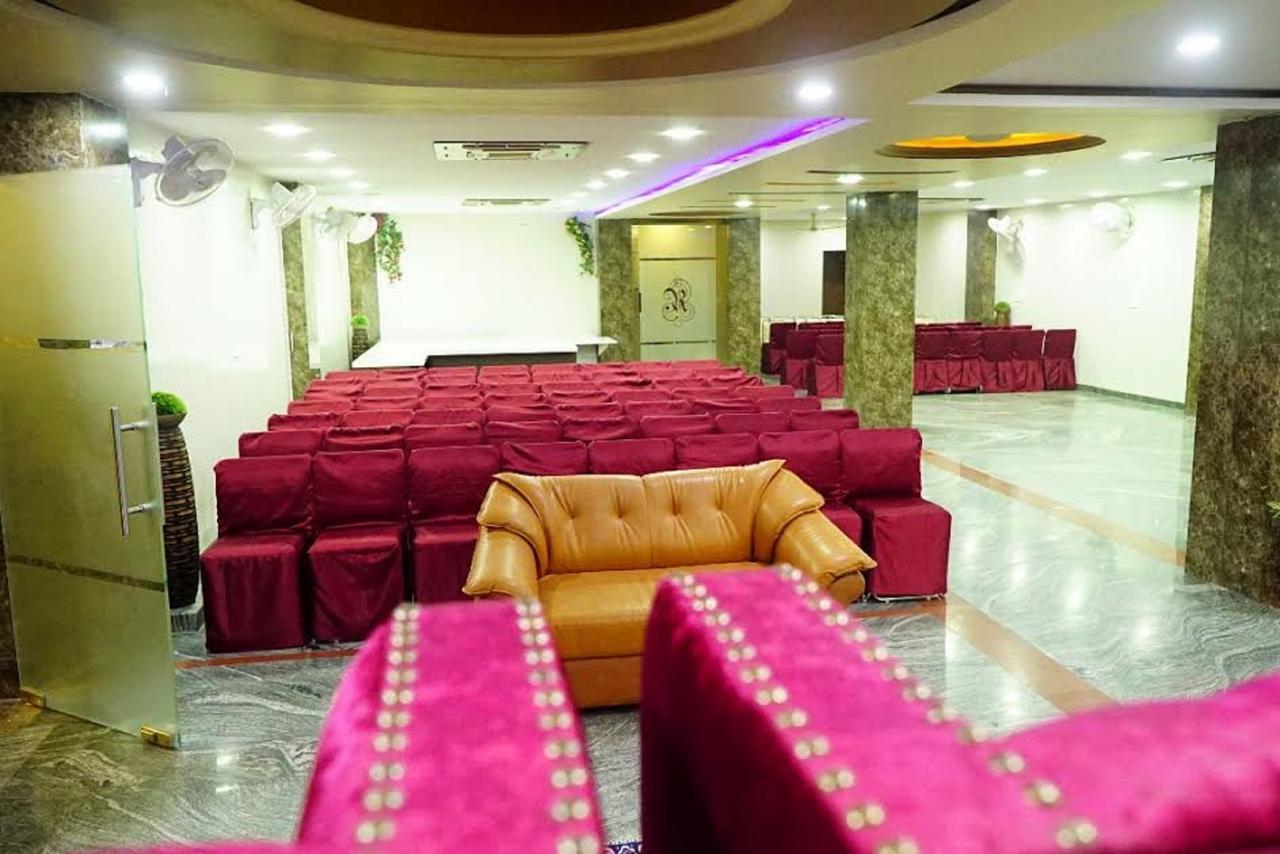 Hotel Razia Inn Hisār Exteriér fotografie