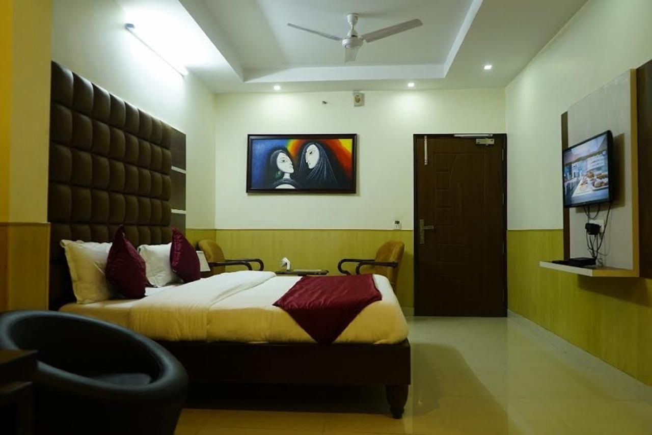 Hotel Razia Inn Hisār Exteriér fotografie